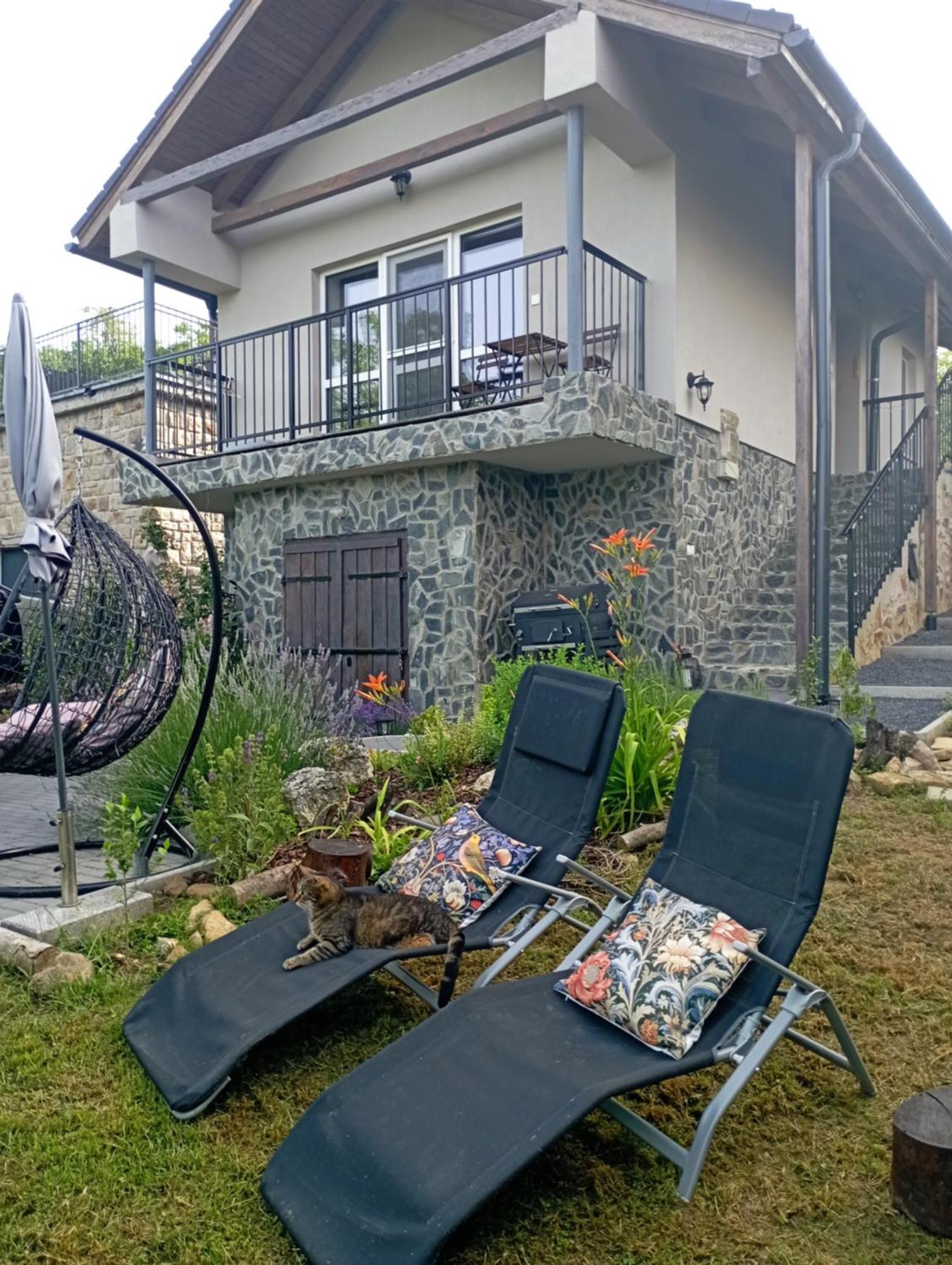 Vulcanus Apartment